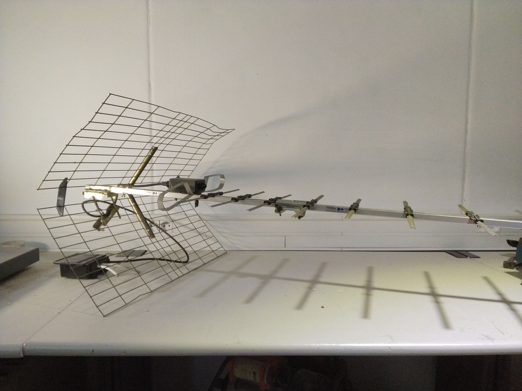 Antenne 2 - IKUSI HDT618G