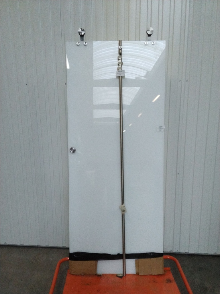 Porte en verre suspendue