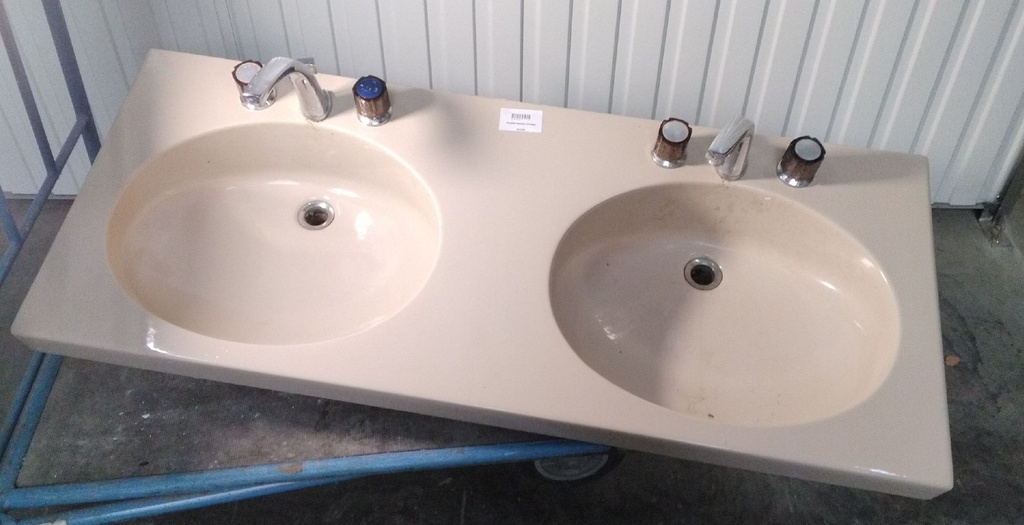 Double vasque vintage beige