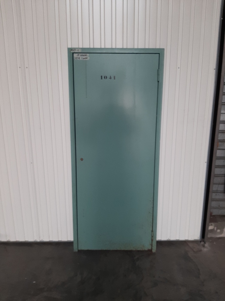 Porte métallique