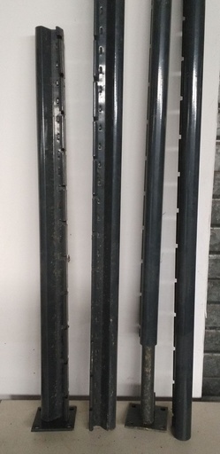 [250823APV001] Lot de système de fixation de panneau grillagé