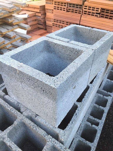 [2025-09-24 18:09:00] Préfabriqué beton pilier
