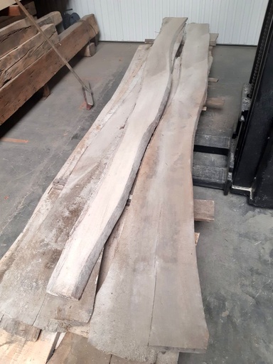 [2025-09-12 13:38:30] Planche chêne